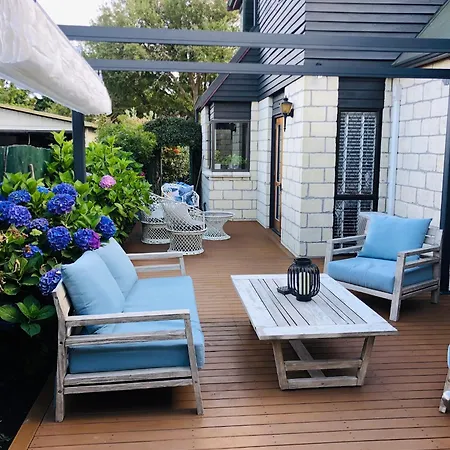 Stunning Cottage Christchurch Exterior photo
